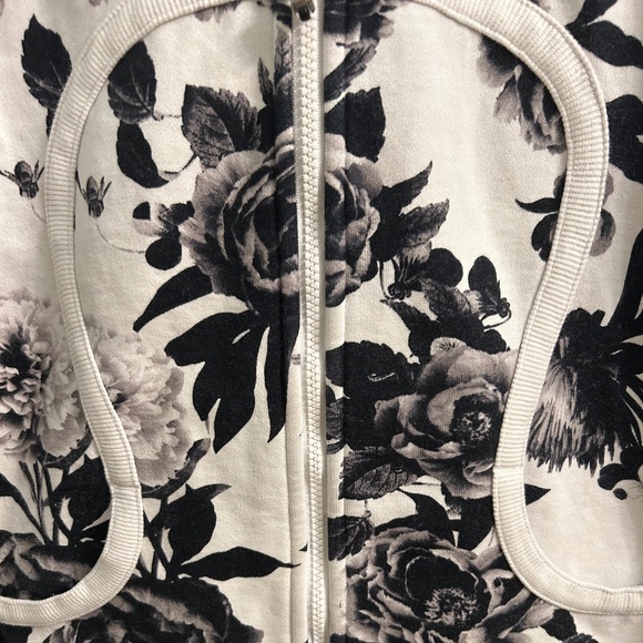 Lululemon Rare Floral Scuba Size 12 - Picture 3 of 9